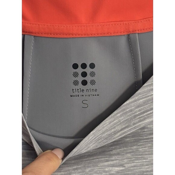 TITLE NINE Sensitive Performance Short Sleeve Dress Small Gray Colorblock - Picture 4 of 12